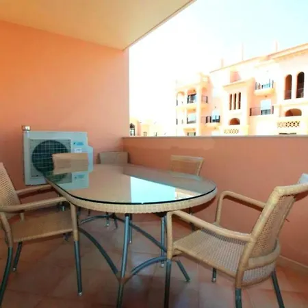 Apartment With 2 Bedrooms In Luz With Wonderful Mountain View Shared Pool Enclosed Garden 350 M From The Beach * Senhora da Luz